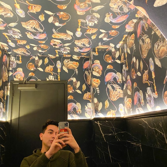 Meet Your Posher - Picture 2 of 4